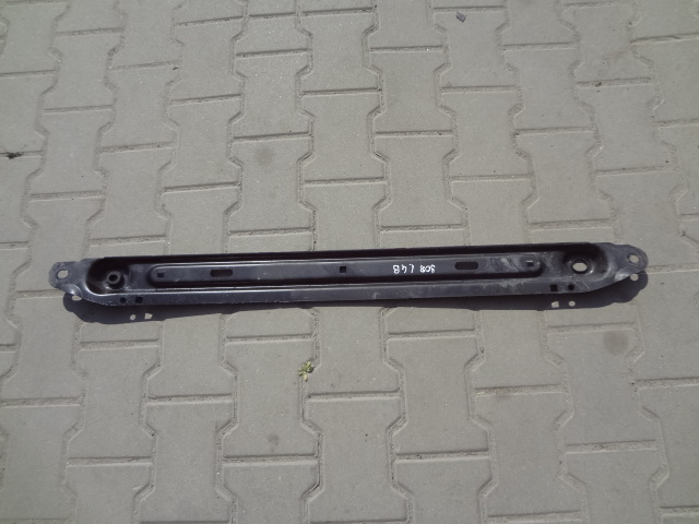 фото №1, Peugeot 308 08r- балка pod радиатор