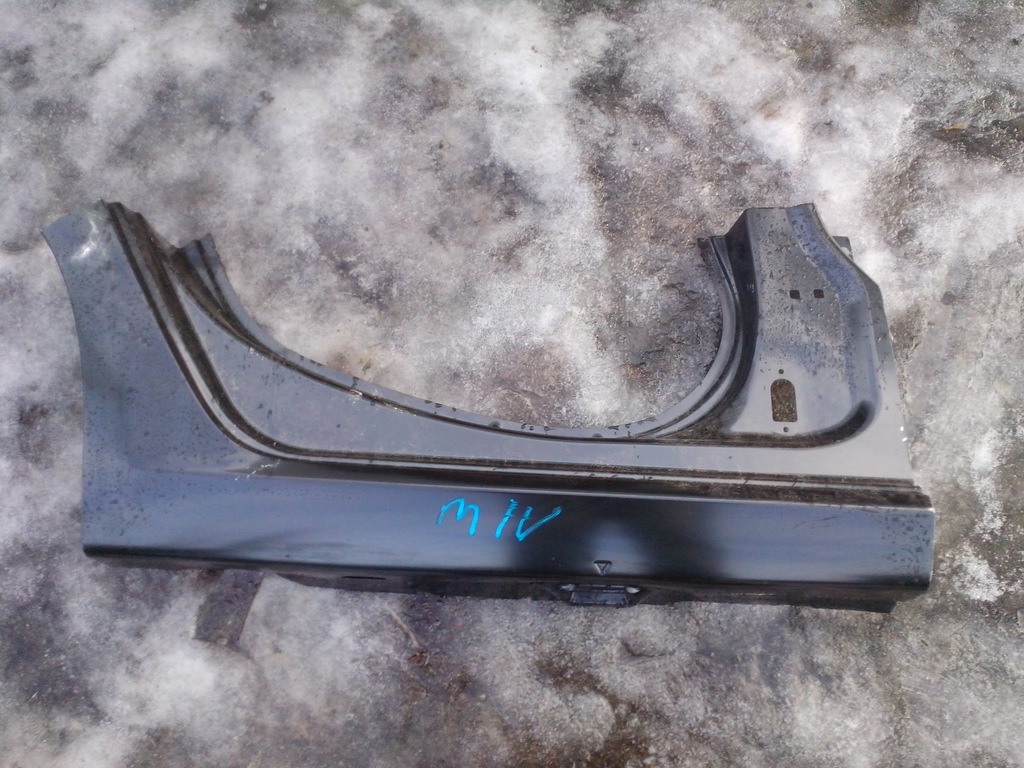 фото №1, Порог правый задняя новый renault megane iv