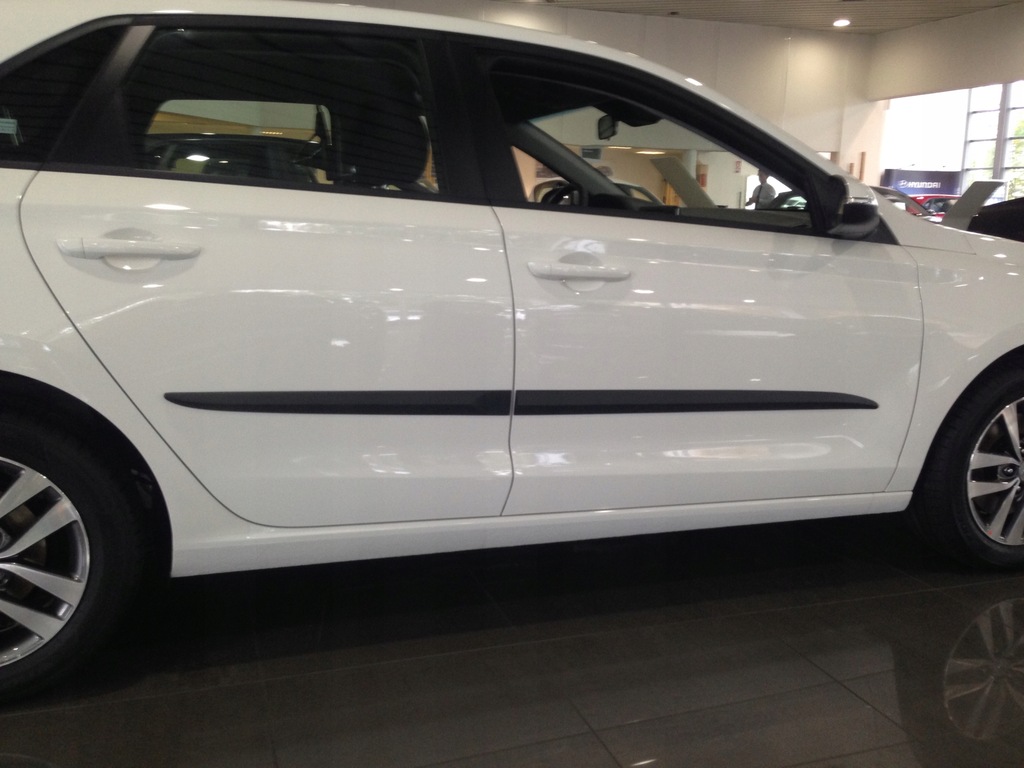 фото №7, Hyundai i30 iii produkcja od 2017 - накладки бічний