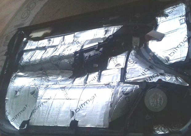 фото №12, Мат шумоизоляционная бутиловая тонкая с klejem 1,5mm na капот крышка двигателя