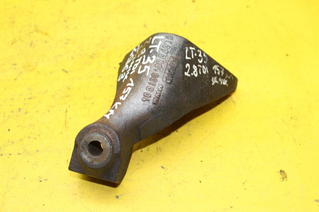 Кронштейн двигателя lt 35 2.8 tdi 158km 04070601001004 в Украине