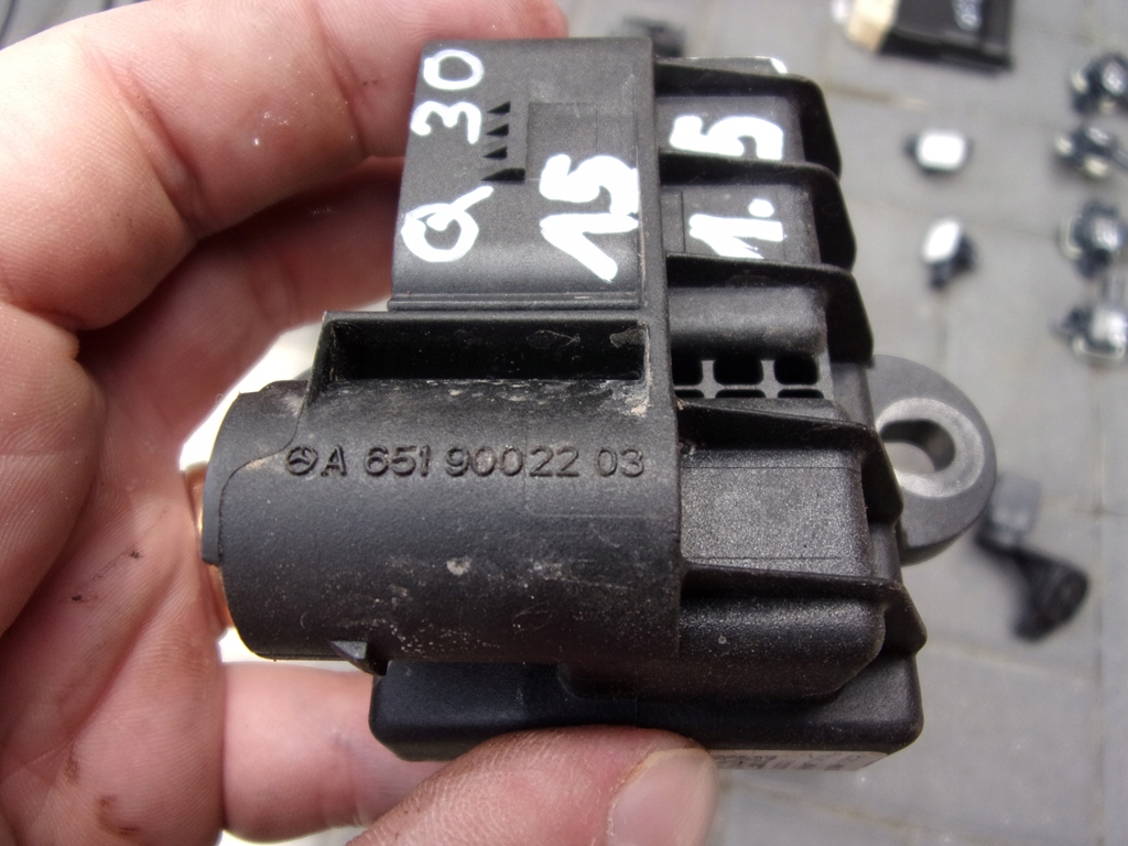 фото №2, Infiniti q30 1.5 dci модуль свеча a6519002203