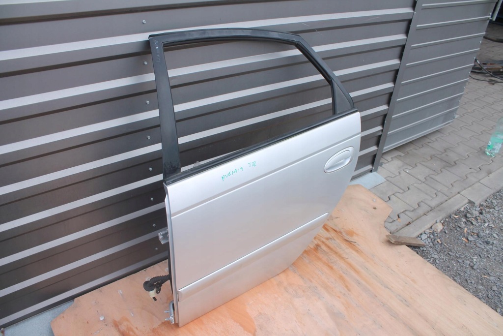 фото №5, Дверь левый задняя задние toyota avensis t22