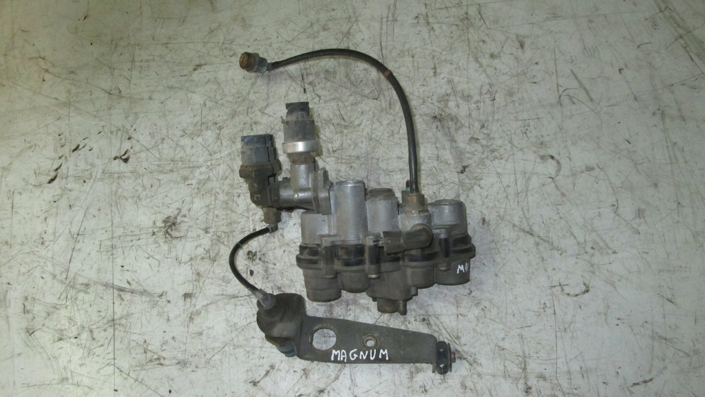 фото №1, Клапан czterodrożny 5010525808 renault magnum