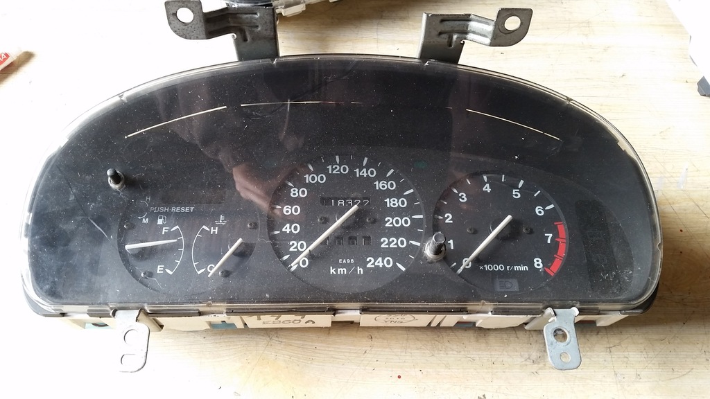 фото №1, Лічильник приладова панель mazda mx-3