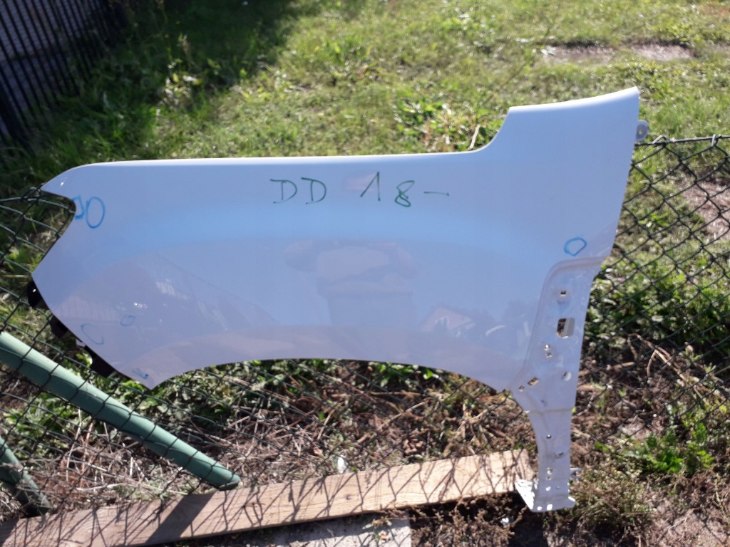 фото №1, Крыло левый перед передний dacia duster ii 18-