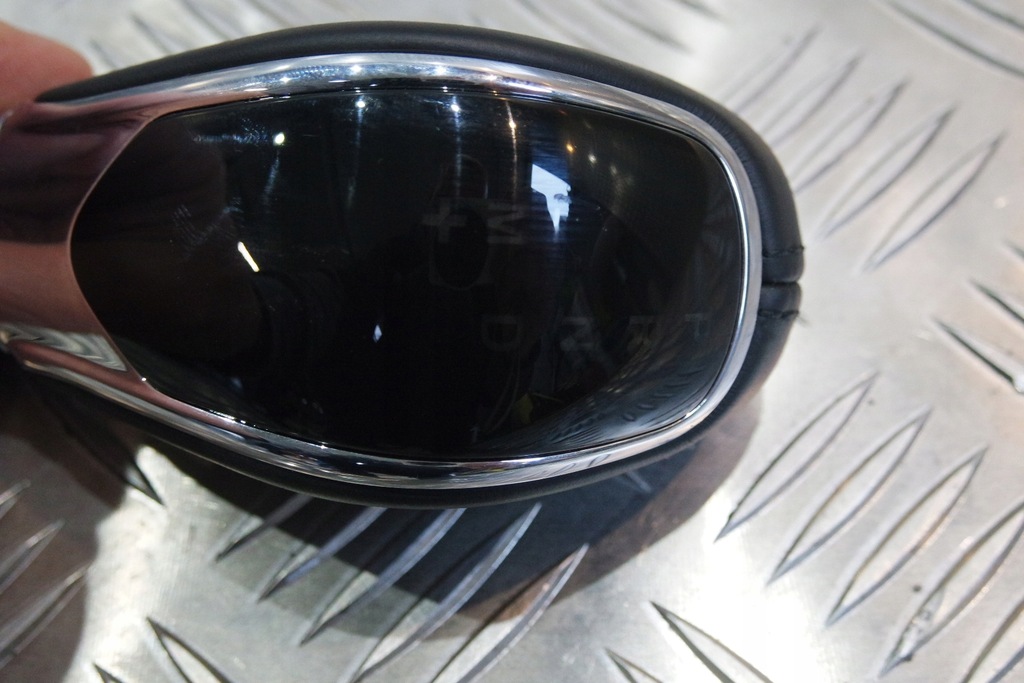 фото №4, Ручка тяга передач maserati quattroporte levante