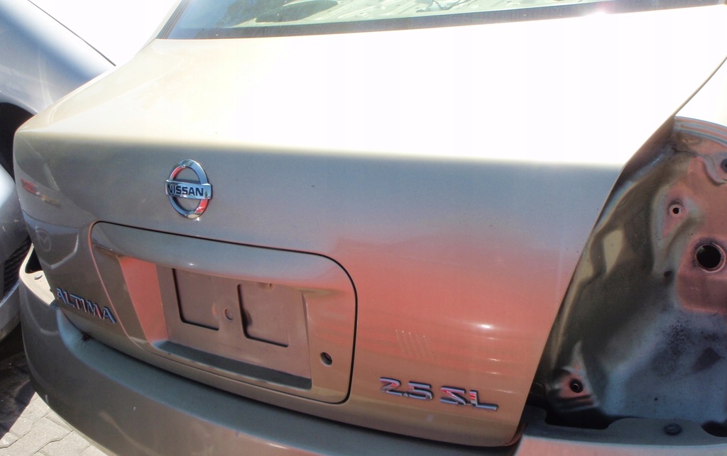 фото №8, Nissan altima ey1 l31 02-06 накладка крышки задняя