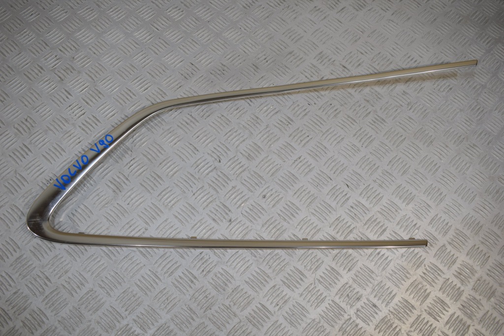 фото №1, Молдинг хромована скло правий задня volvo v90 2017