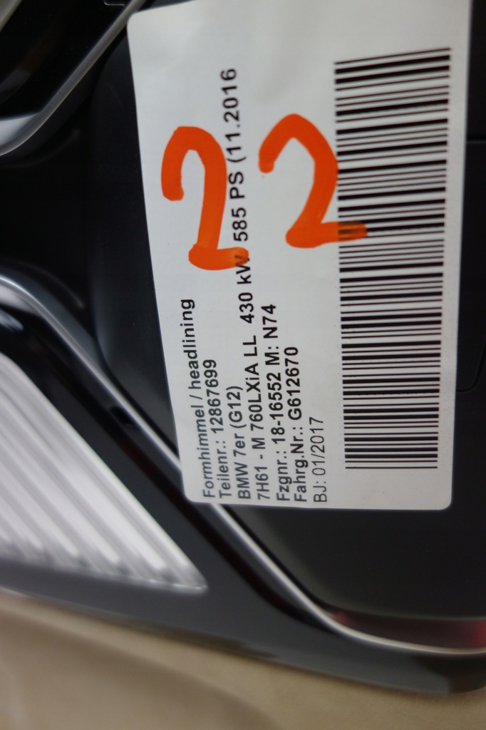 фото №13, Потолок солцезащитный козырёк bmw g12 alcantara люк