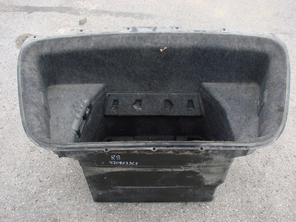 фото №1, Audi r8 поддон бардачок перед 420863362