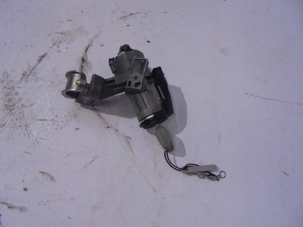 фото №1, Замок зажигания toyota corolla e12