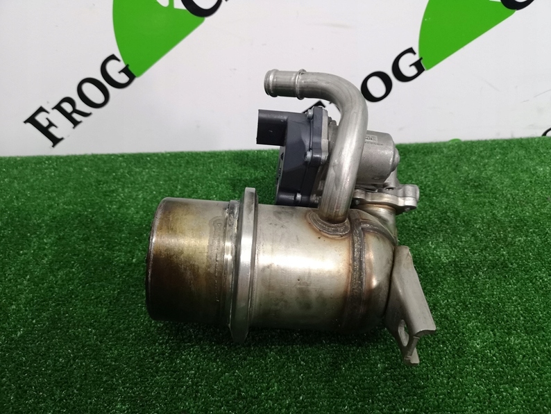 Audi q3 tdi рестайлинг  радиатор egr клапан 04l131512 / 04l131501c Доставка