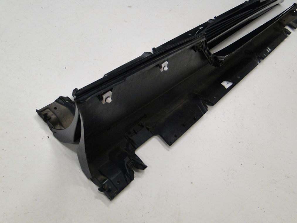 фото №8, Mercedes c klasa 205 amg молдинг порог правая левая