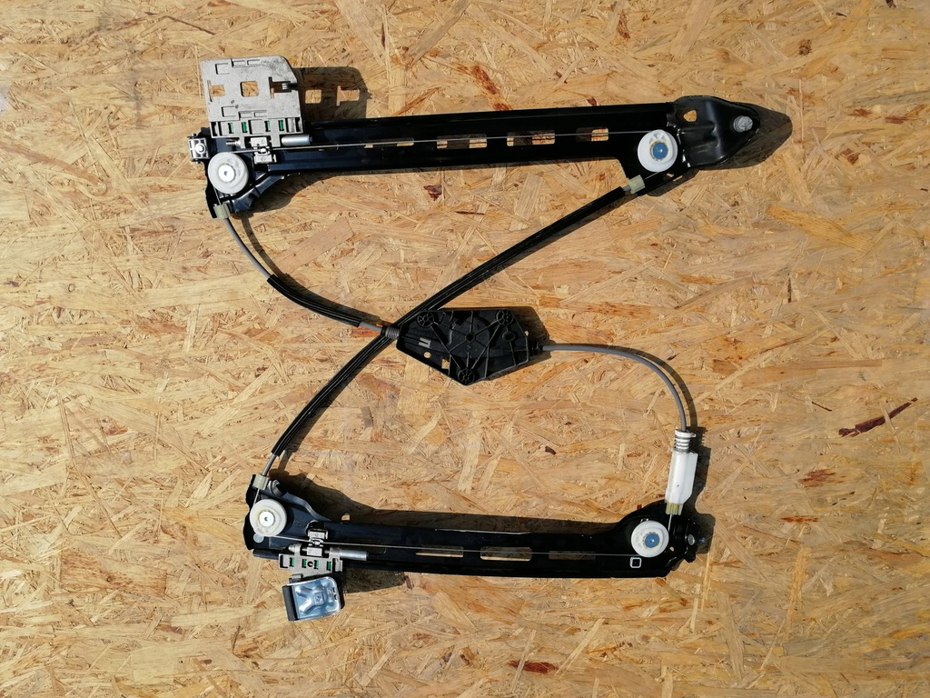 фото №1, Passat cc підйомник скло лівий задня 3c8837461j