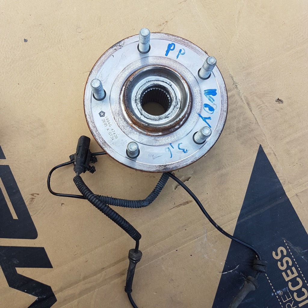 фото №1, Права ступиця колеса chrysler voyager 3.6 11-18r