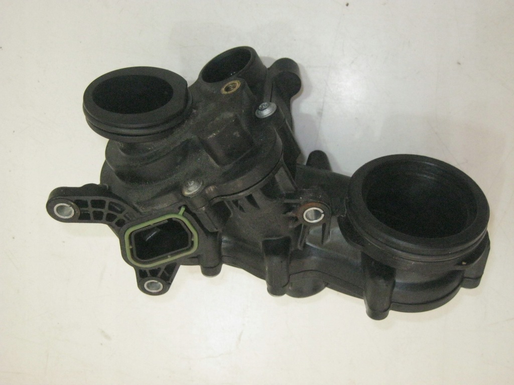 фото №1, Audi q5 80a 3.0 tdi корпус термостата 059121111bt