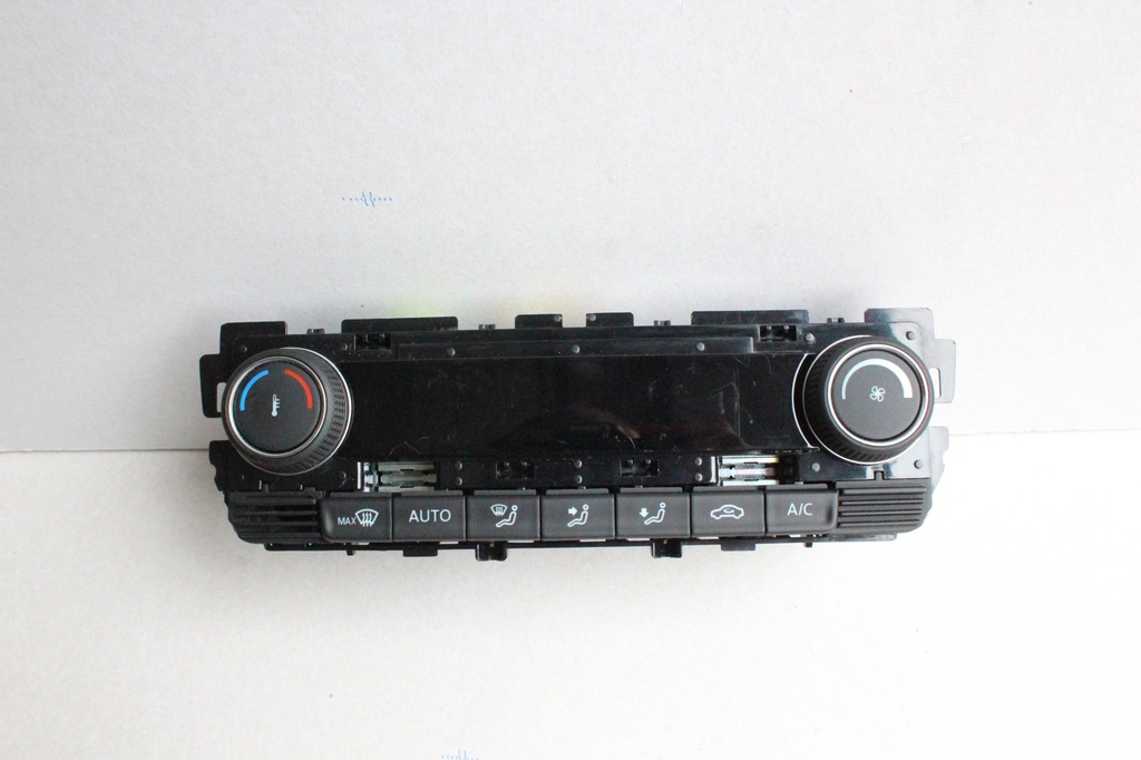 фото №1, Панель кондиционера vw polo