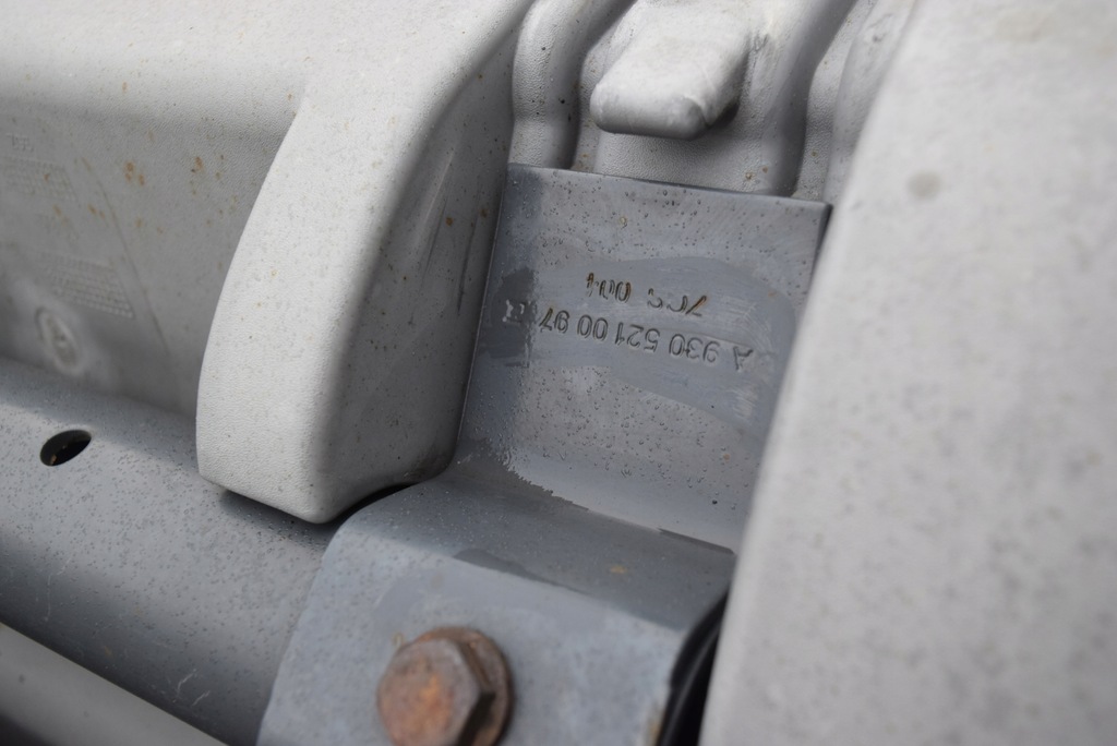 фото №7, Кріплення крила кронштейн mercedes actros mp3