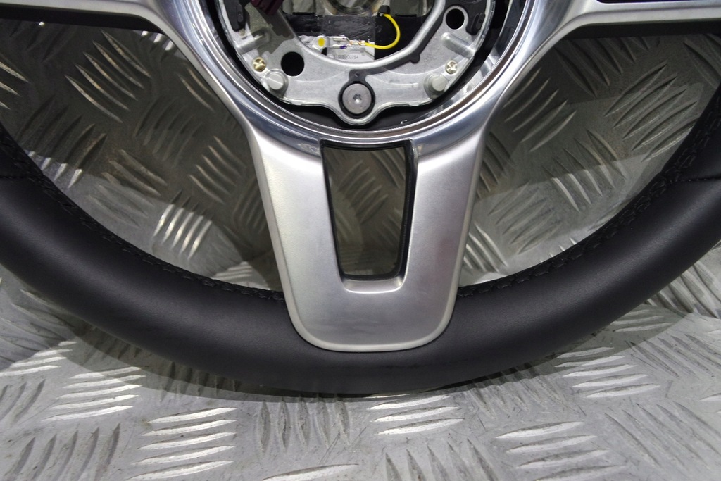 фото №6, Mercedes e w213 воздуховод кожа jak nowa k194