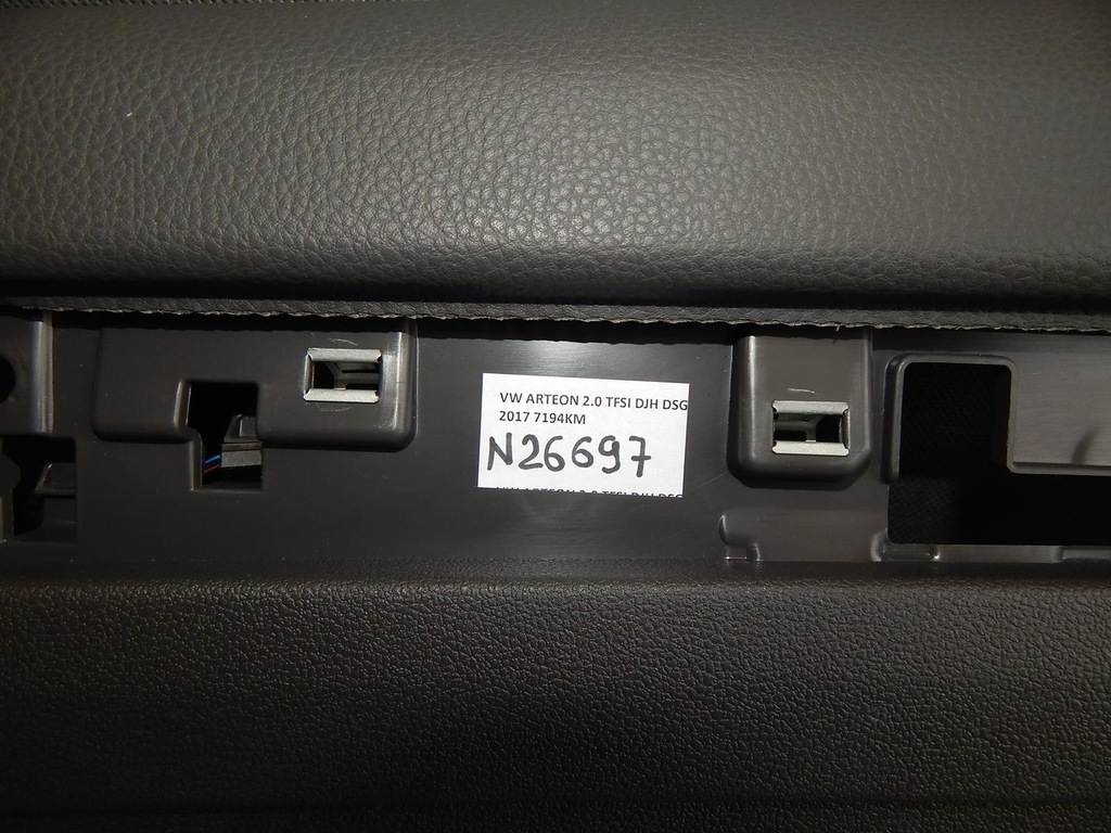 фото №3, Vw arteon обивка дверь правый задняя 3g8867212