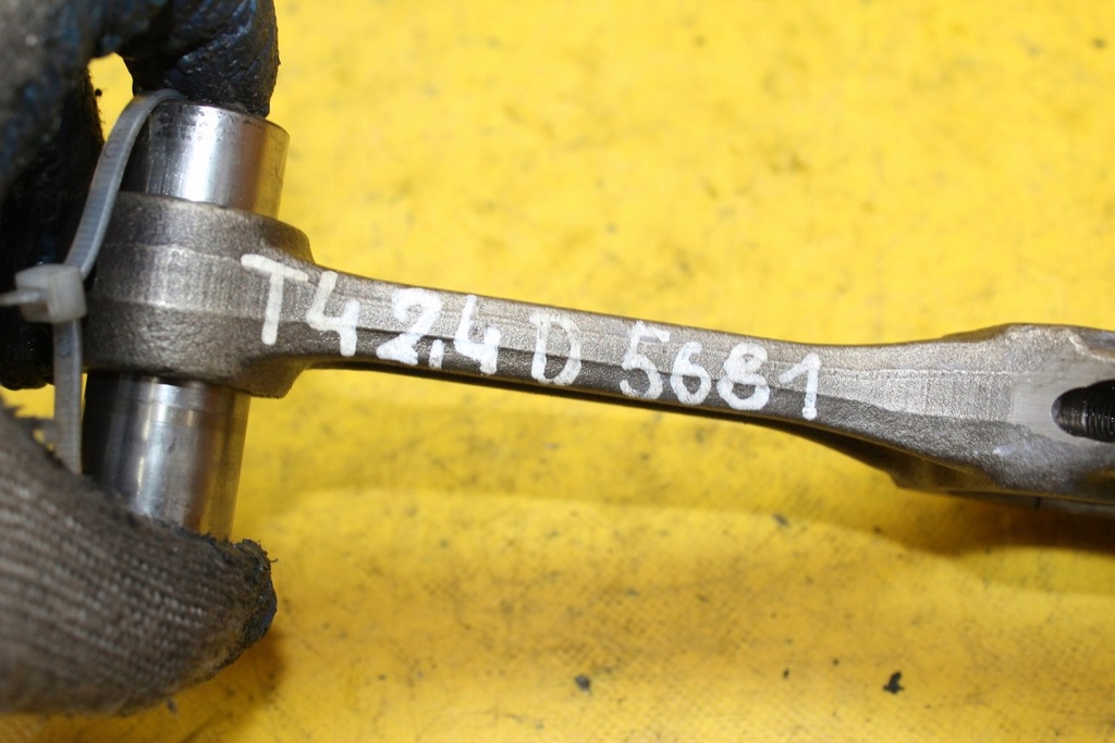 фото №7, Шатун шатун vw transporter 2.4 d