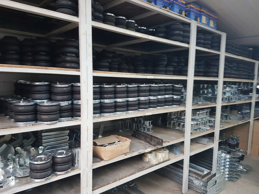 фото №13, Набір подушок crafter 2018 привід перед