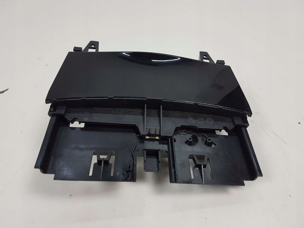 фото №1, Mercedes w204 coupe lift пепельница