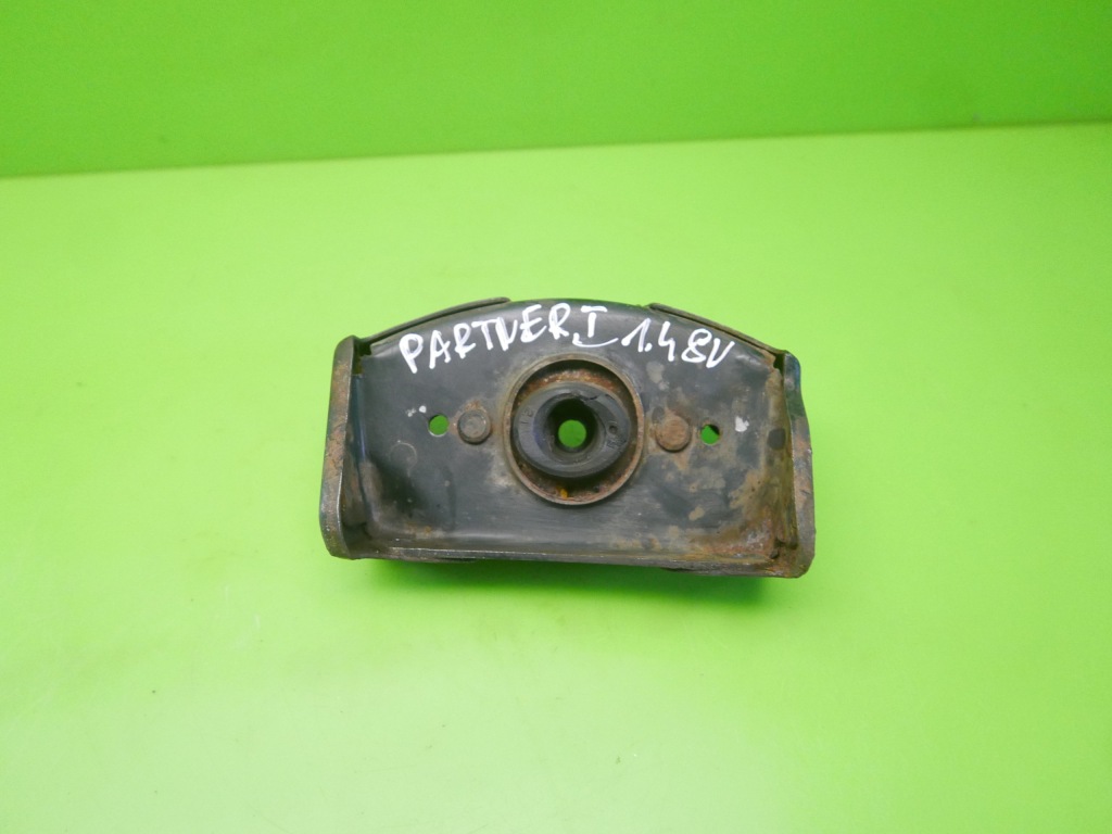 фото №1, Кронштейн подушка двигуна peugeot partner i 1.4 8v 96-