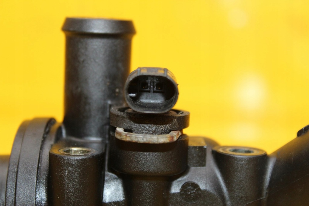 фото №5, Корпус термостата w168 1.7 cdi a6682030275