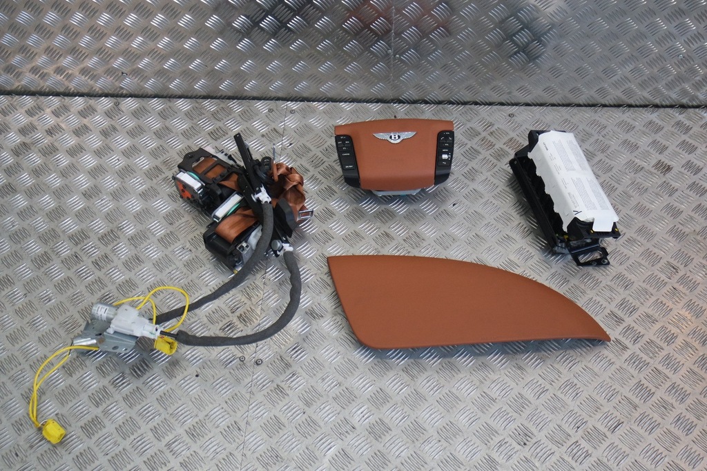 фото №1, Комплект подушка подушка безпеки bentley fs flying lift