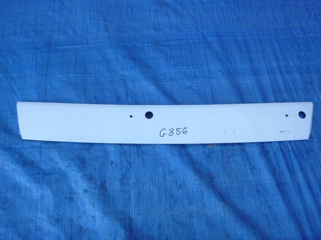 фото №1, Nissan cabstar maxity 06+ решітка радіатора решітка радіатора накладка