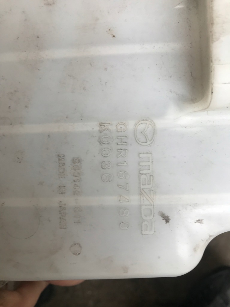 фото №1, Mazda 6 ghr167480 бачок омывателя