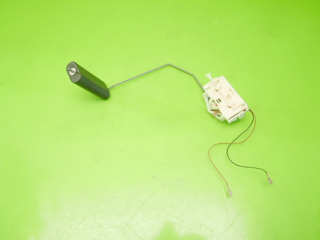 фото №7, Датчик уровня топлива peugeot partner i 1.4 8v