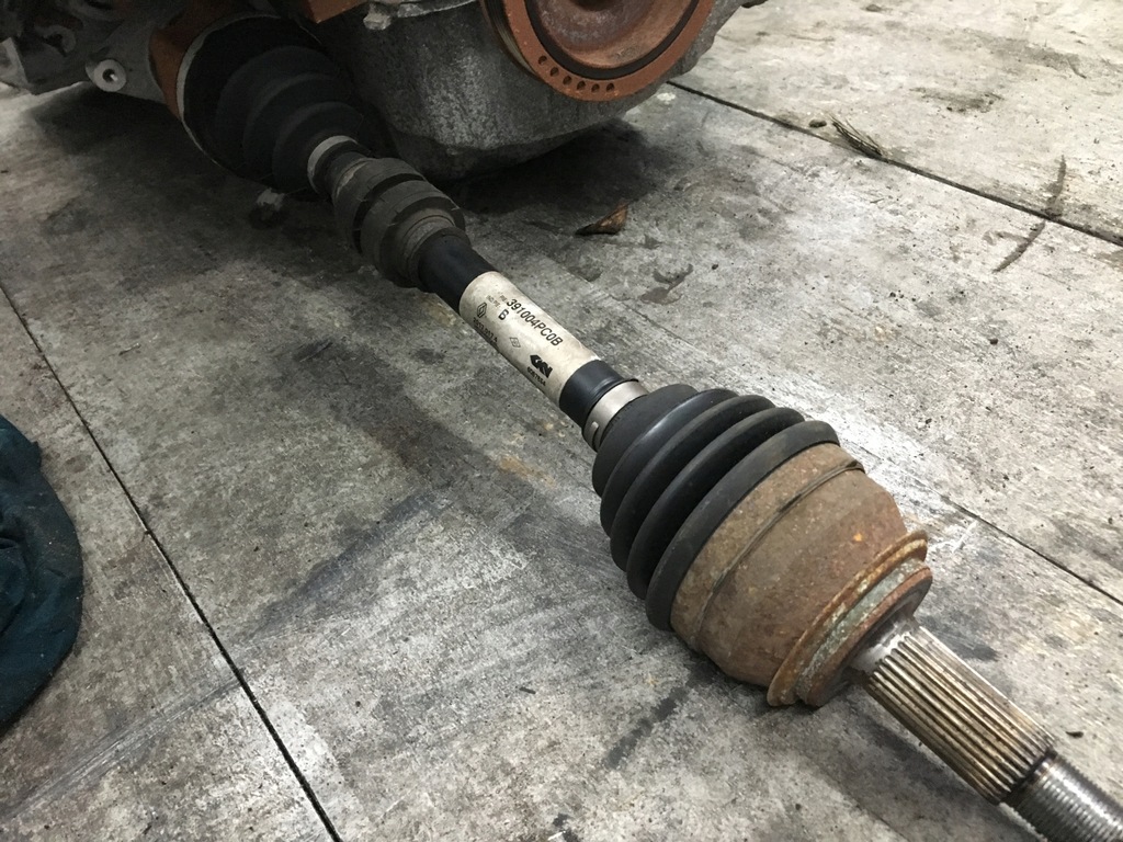 фото №1, Привідний вал права kadjar 1.5 dci