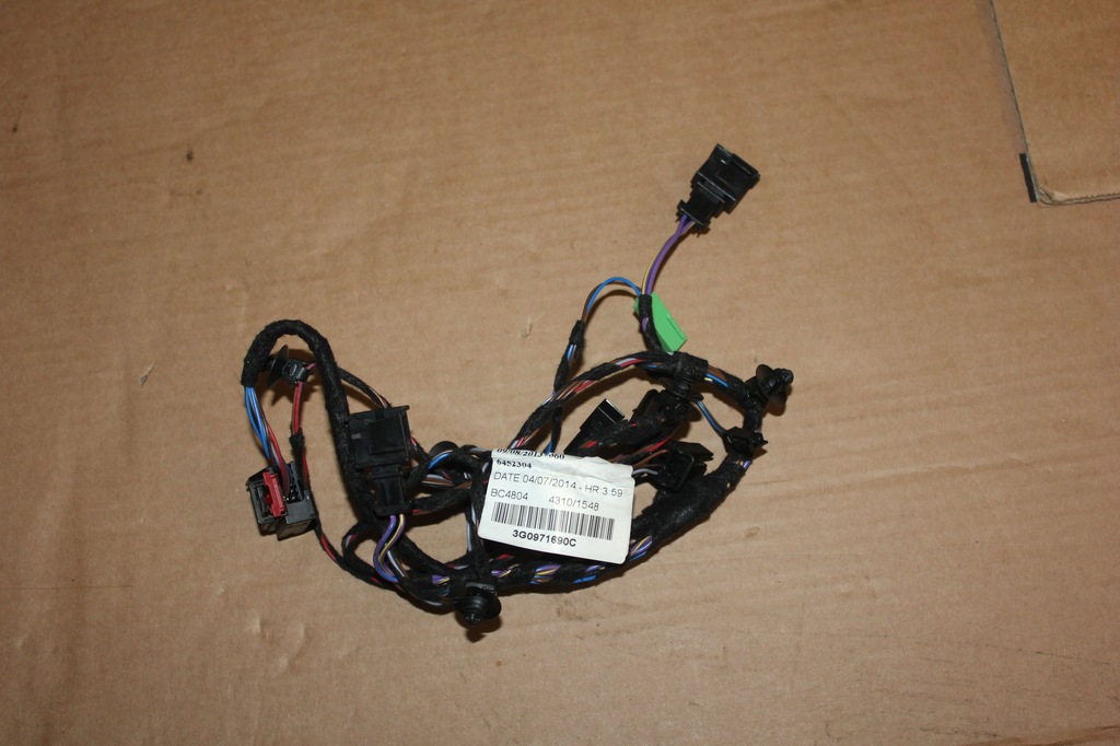 фото №1, Жгут дверь задняя правый vw passat b8 3g0971690c