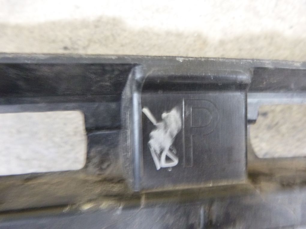 фото №5, Vw passat b8 направляющая кронштейн порог