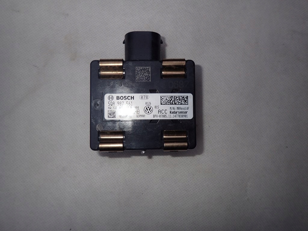 фото №1, Dw golf sportsvan радар distronic 5qa907561