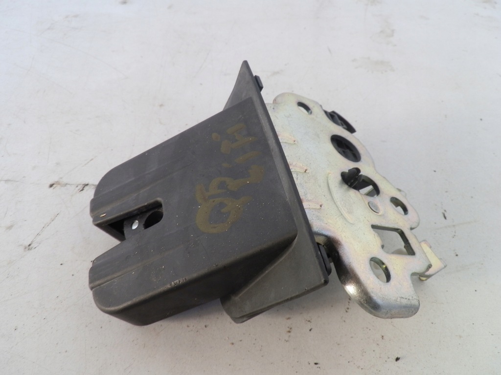 фото №1, Audi q5 lift замок крышки багажника