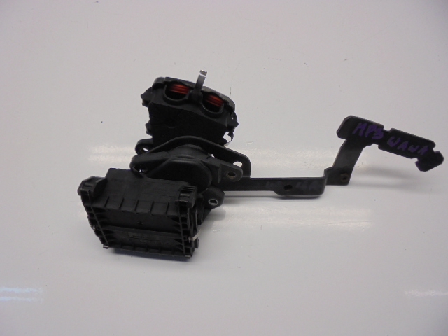 фото №2, Mercedes actros mp3 з'єднувач колодка струму рами