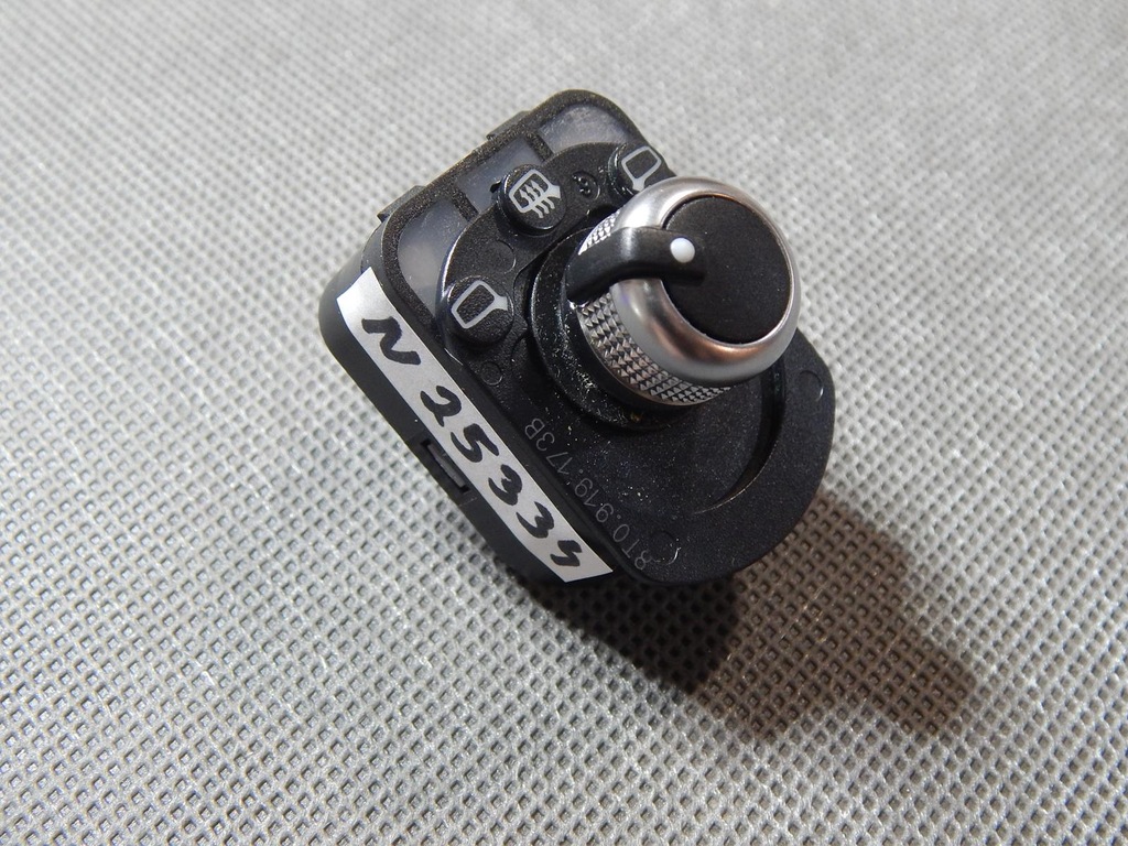 фото №1, Audi q3 8u регулировка зеркал 8u0959565b