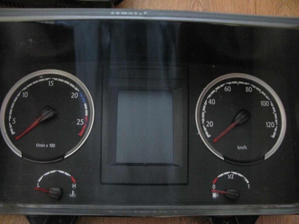 фото №2, Счетчик, приборы, scania r