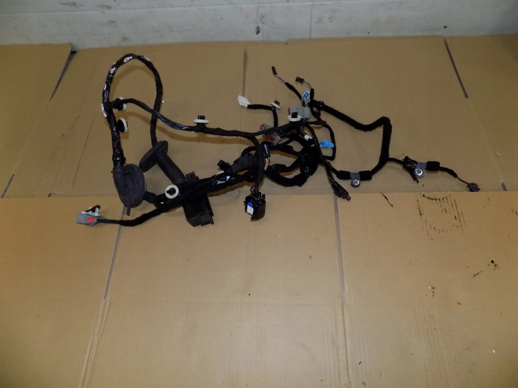 фото №1, Jaguar 17r f-pace f pace джгут двері перед права