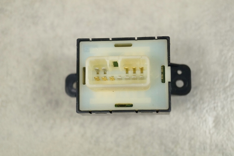 фото №3, Перемикач підігрів сидінь subaru forester