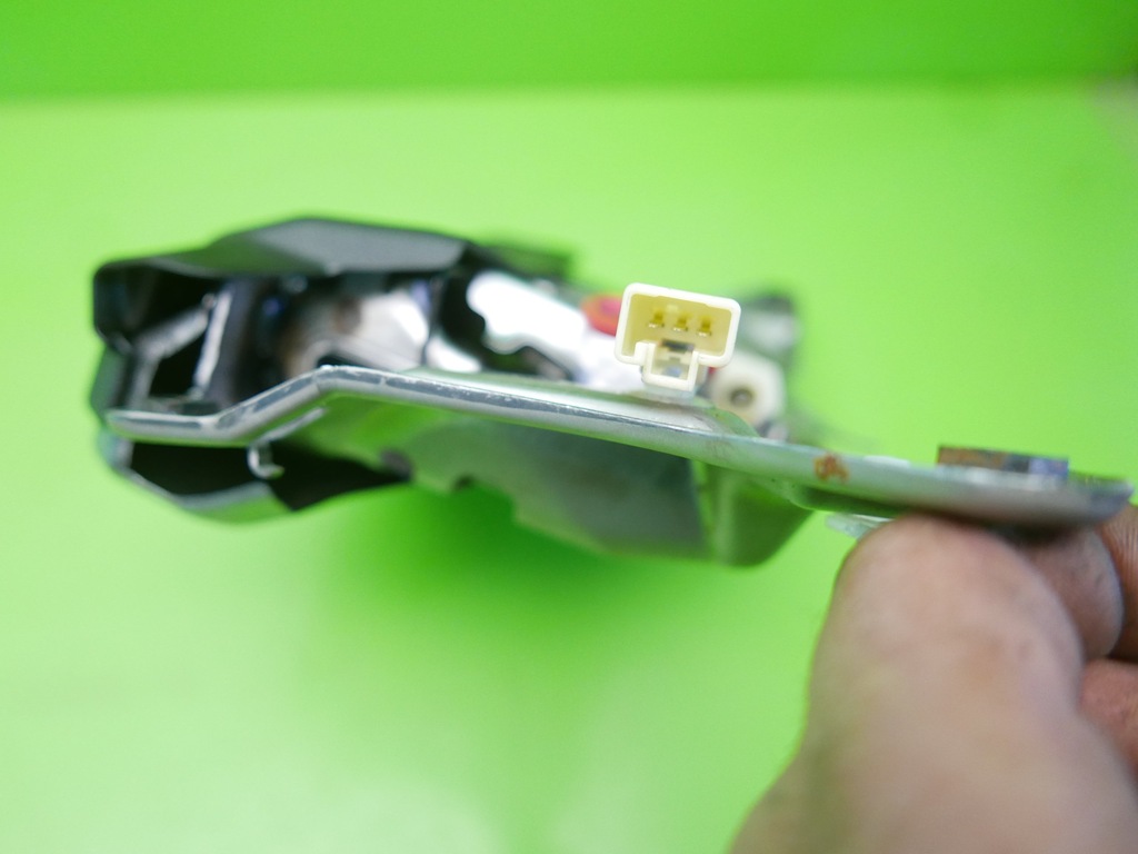 фото №6, Моторчик сиденье подголовник перед левый lexus ls460l