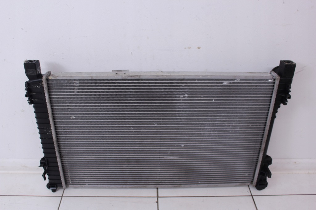 Купити Mercedes w209 2.4 b автоматична коробка передач радіатор води