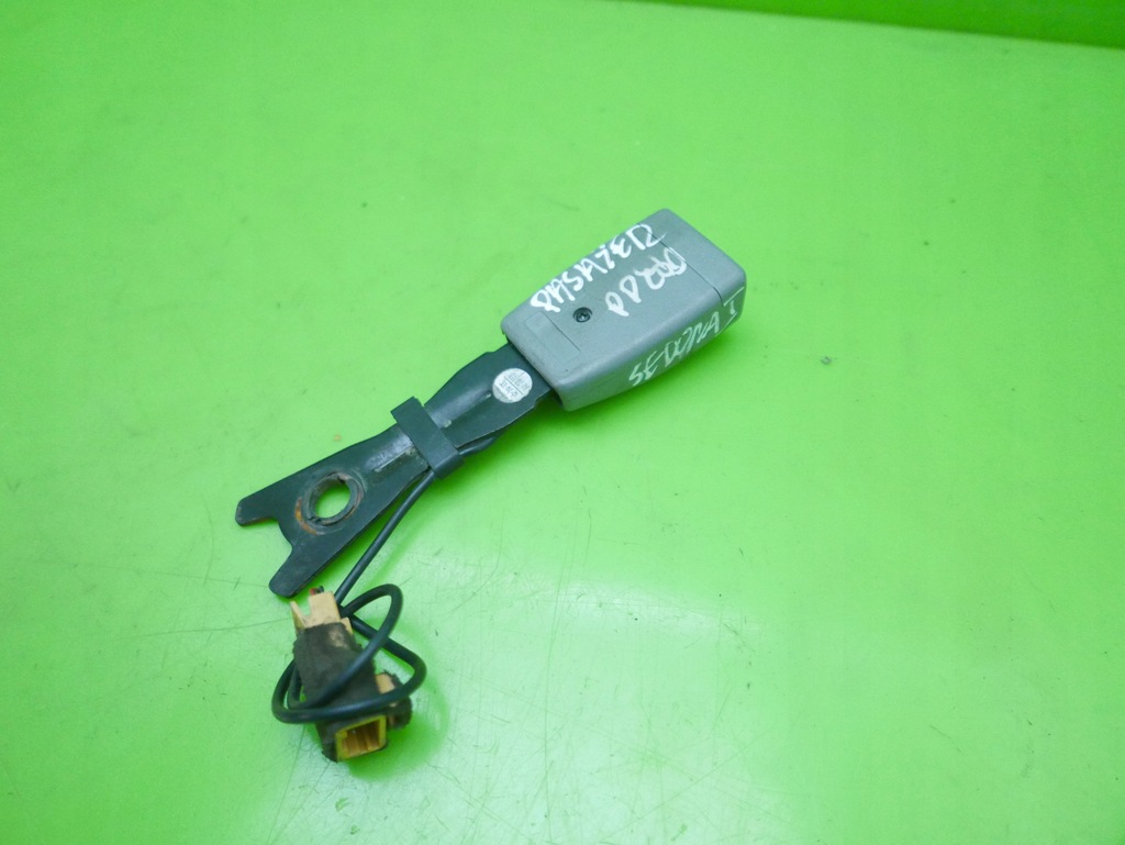 фото №7, Замок поперечина перед правое kia sedona i 2.9 crdi