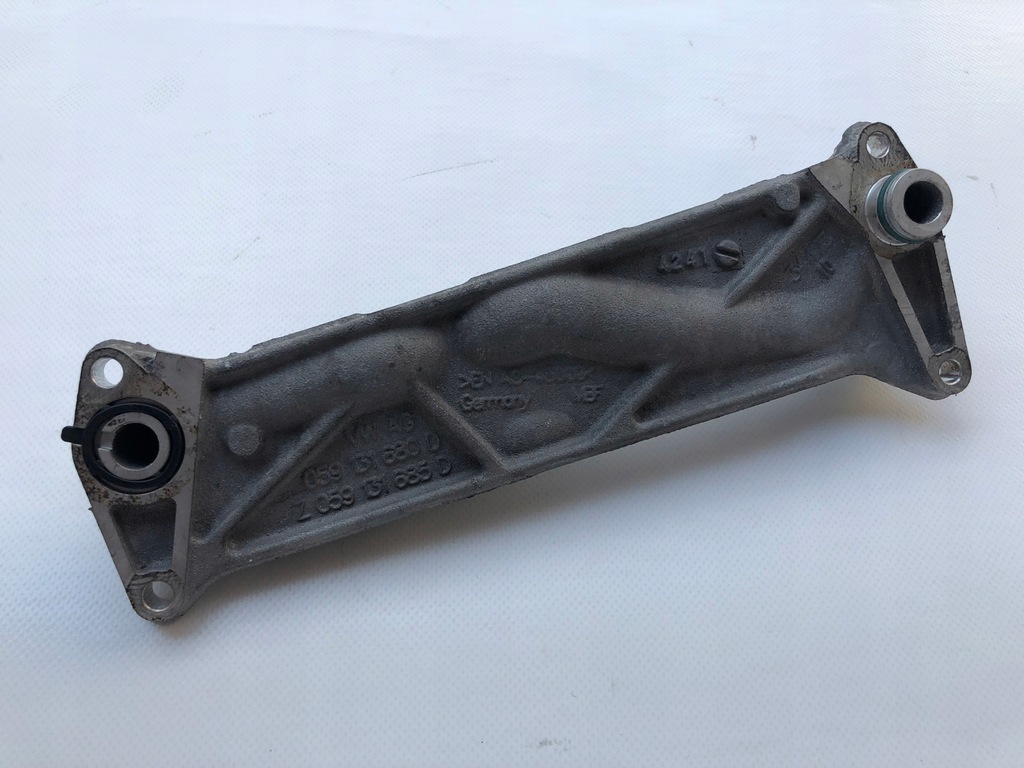 фото №2, Кронштейн кронштейн 059131680d audi q7 4m