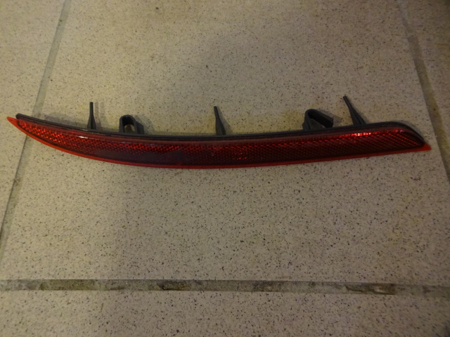 фото №1, Отражатель бампера задняя правый opel astra iv hb