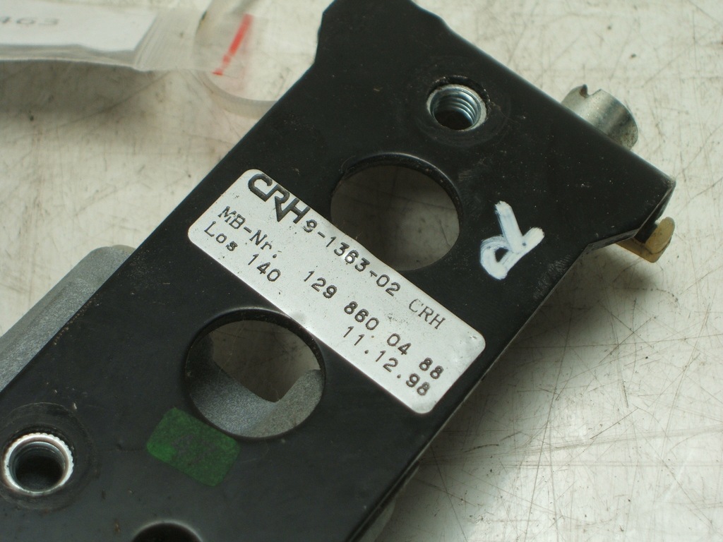 фото №2, Mercedes sl r129 механизм регулировки подголовник правый